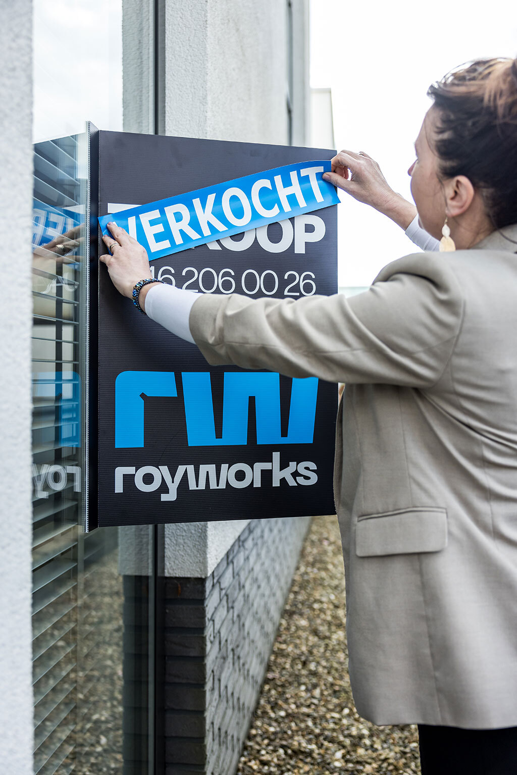 Royworks002